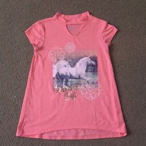 Coral shirt with unicorn